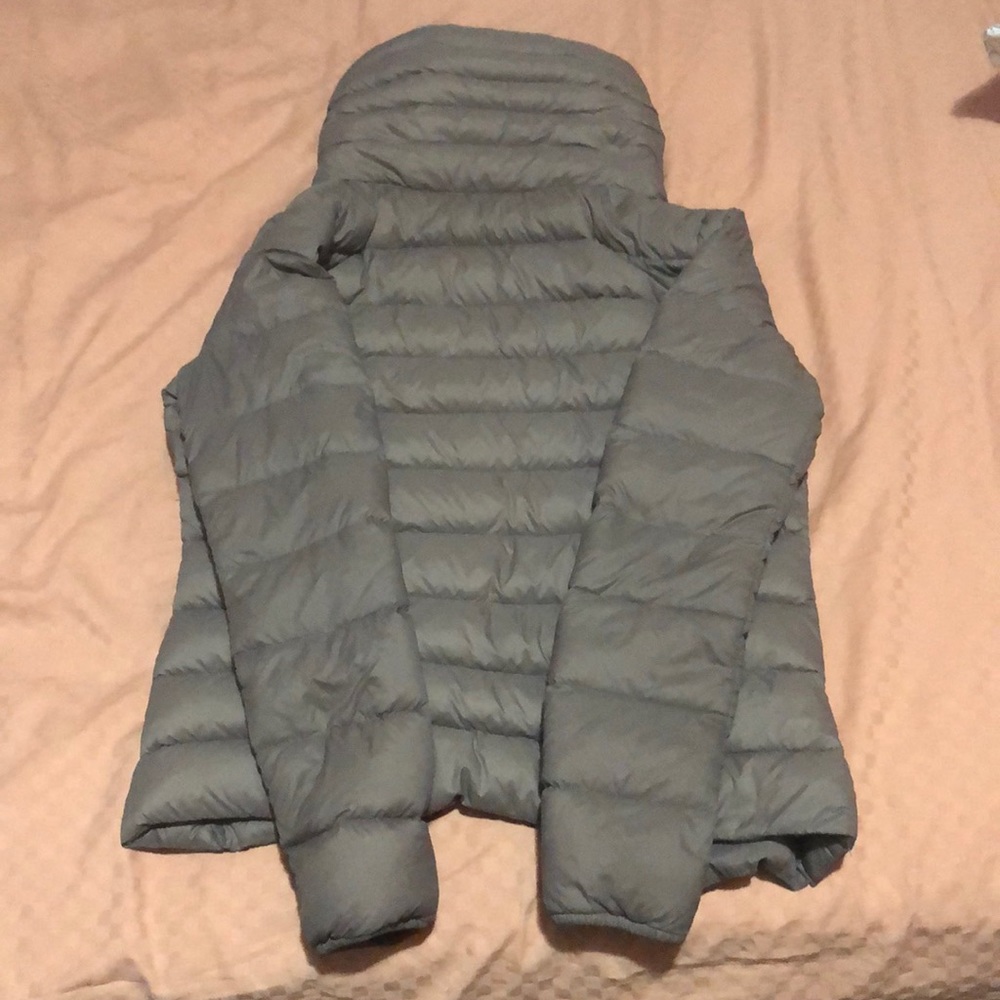 Winter jacket - Picture 3 of 3